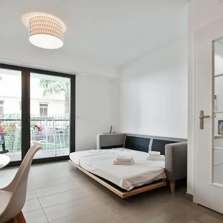 Le Bay Side Plein Coeur De Juan Les Pins En Bord De Mer, Pour Familles Ou Petits Groupes Apartament Antibes